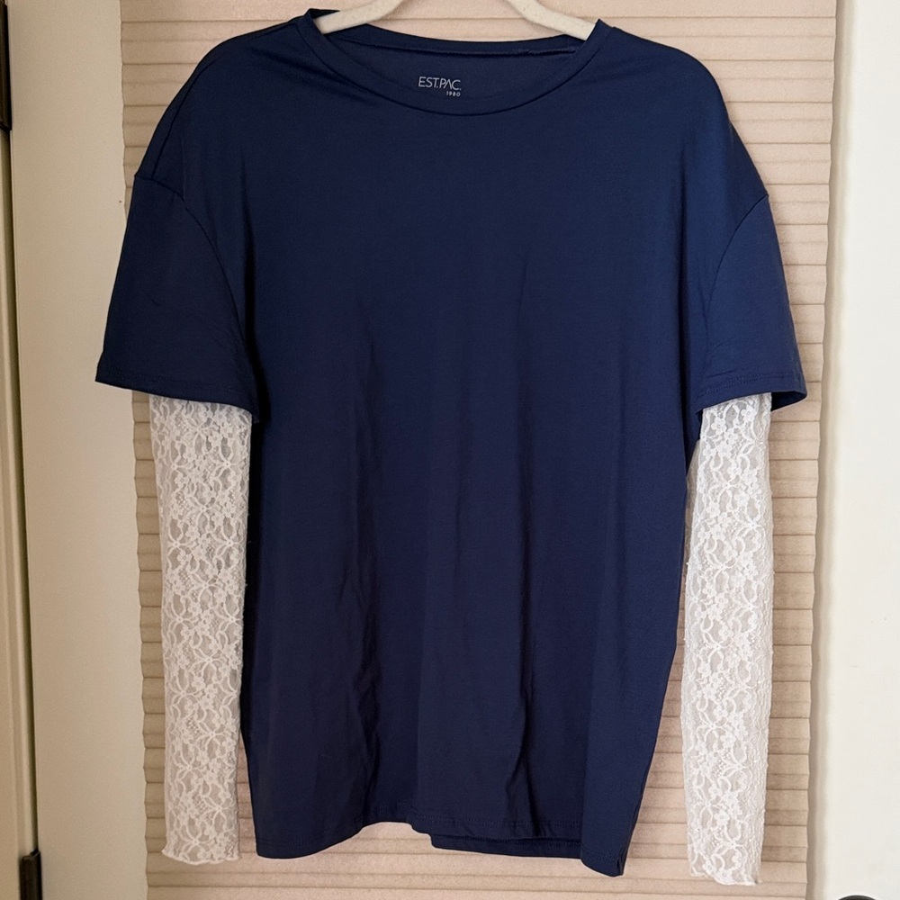 ESTpac Navy Blue T-Shirt with White Lace Sleeves